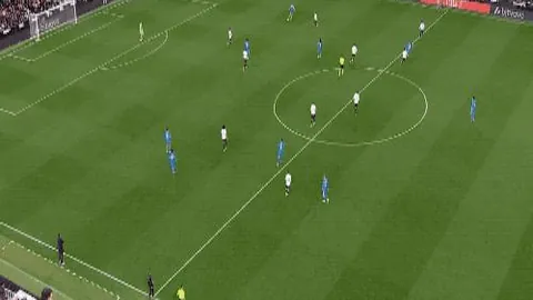 沪上双雄携手，中超霸主海港续写荣耀，新征程启航！上海银行、上汽集团强援助力，再战新赛季中超巅峰对决！