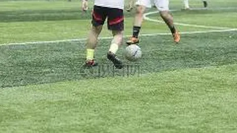 郑钦文面临严峻考验！三连败丢分1545，恐跌出世界前十排名